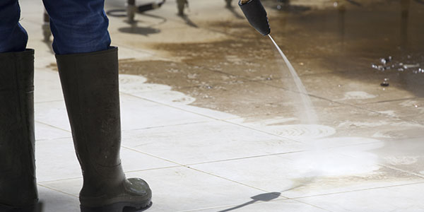 Sidewalk Pressure Washing by Experts